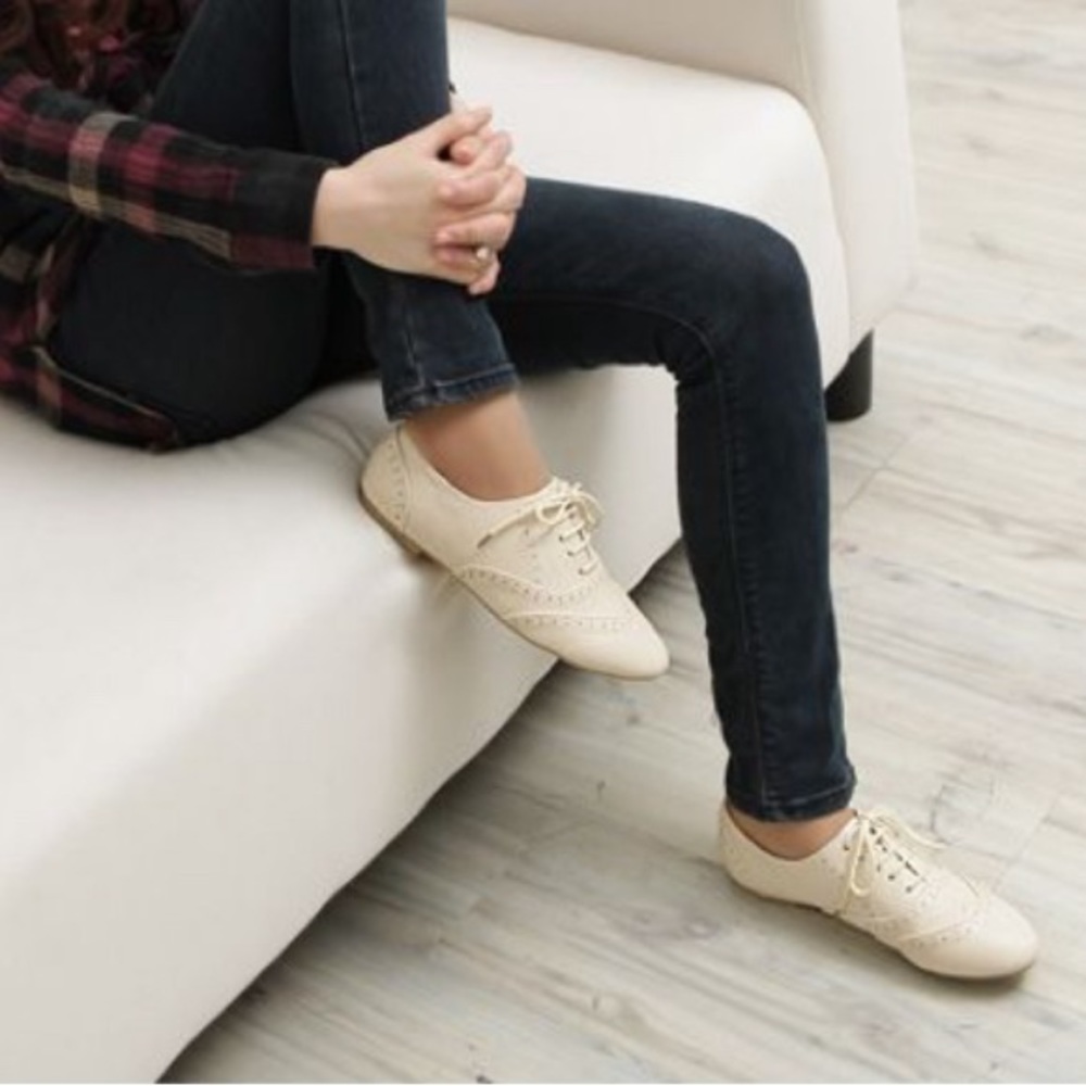 Steve Madden Oxford-style women’s shoes